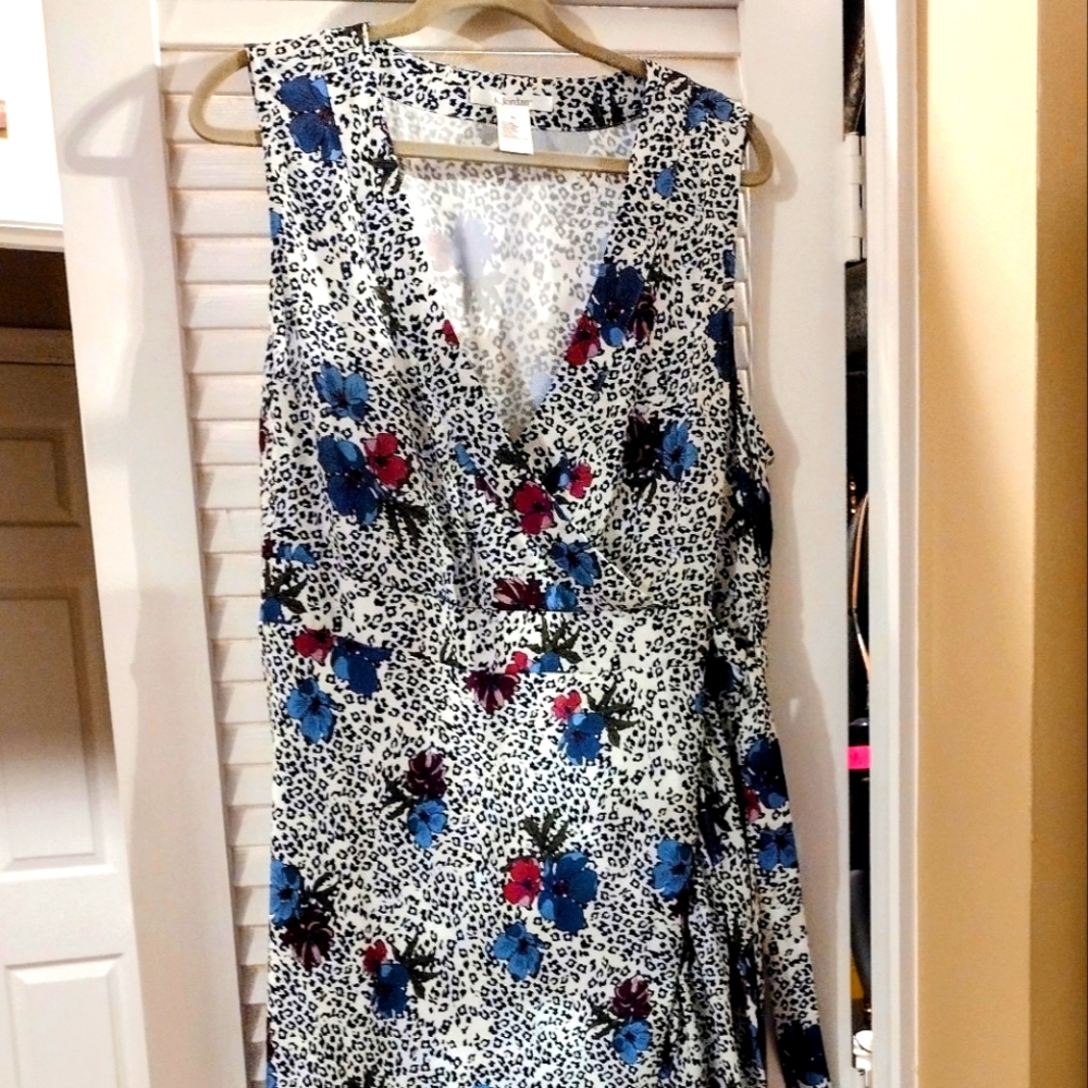Faux Wrap dress, floral print sz XL